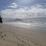 PRAIA GRANDE- UBATUBA- parte nobre - Cond SAN MARINO