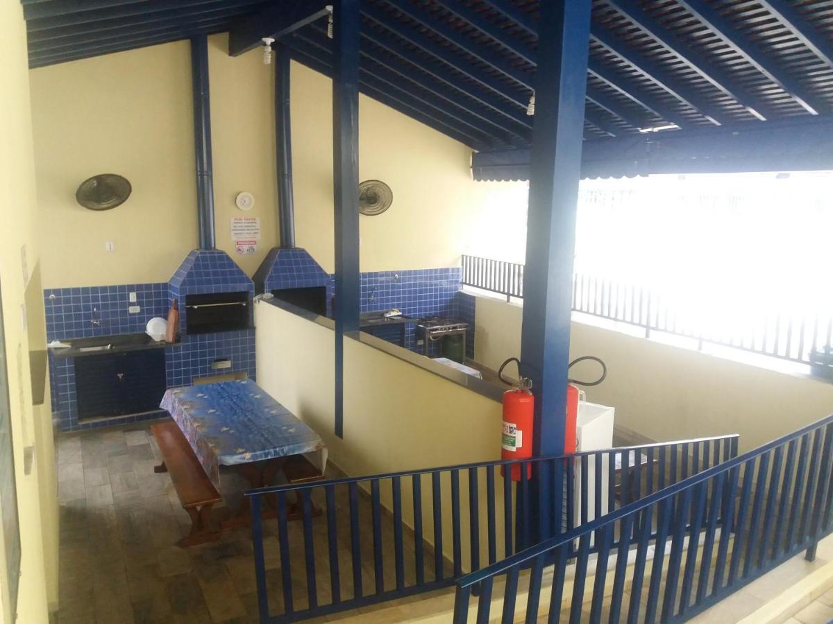 Apartamento Grande - Ubatuba- Parte Nobre - Ap 34a No Cond San Marino *
