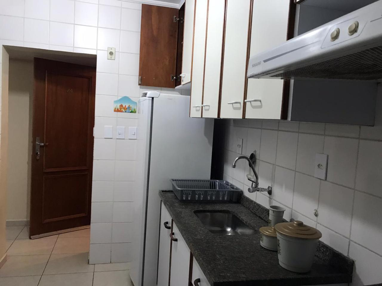 Grande - Ubatuba- Parte Nobre - Ap 34a No Cond San Marino *
