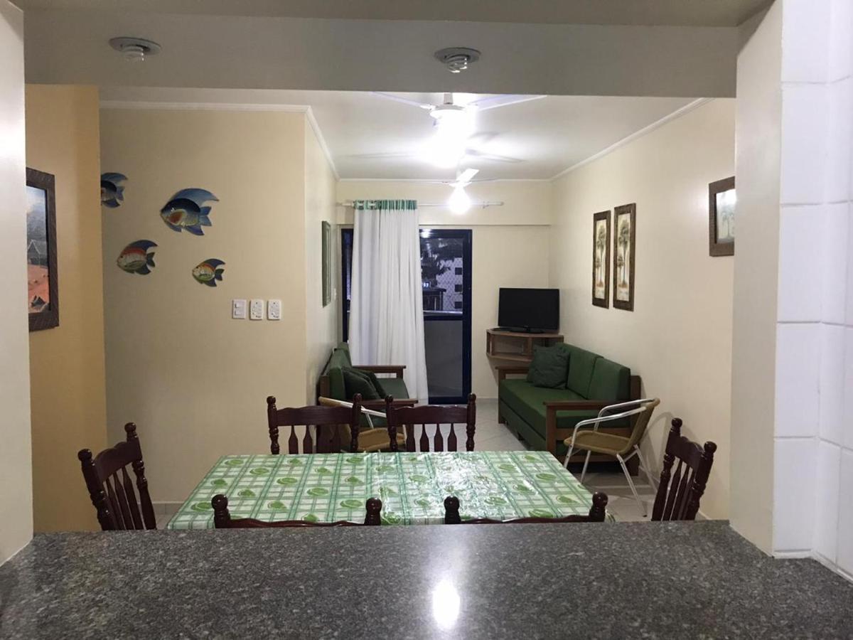 Apartamento Grande - Ubatuba- Parte Nobre - Ap 34a No Cond San Marino